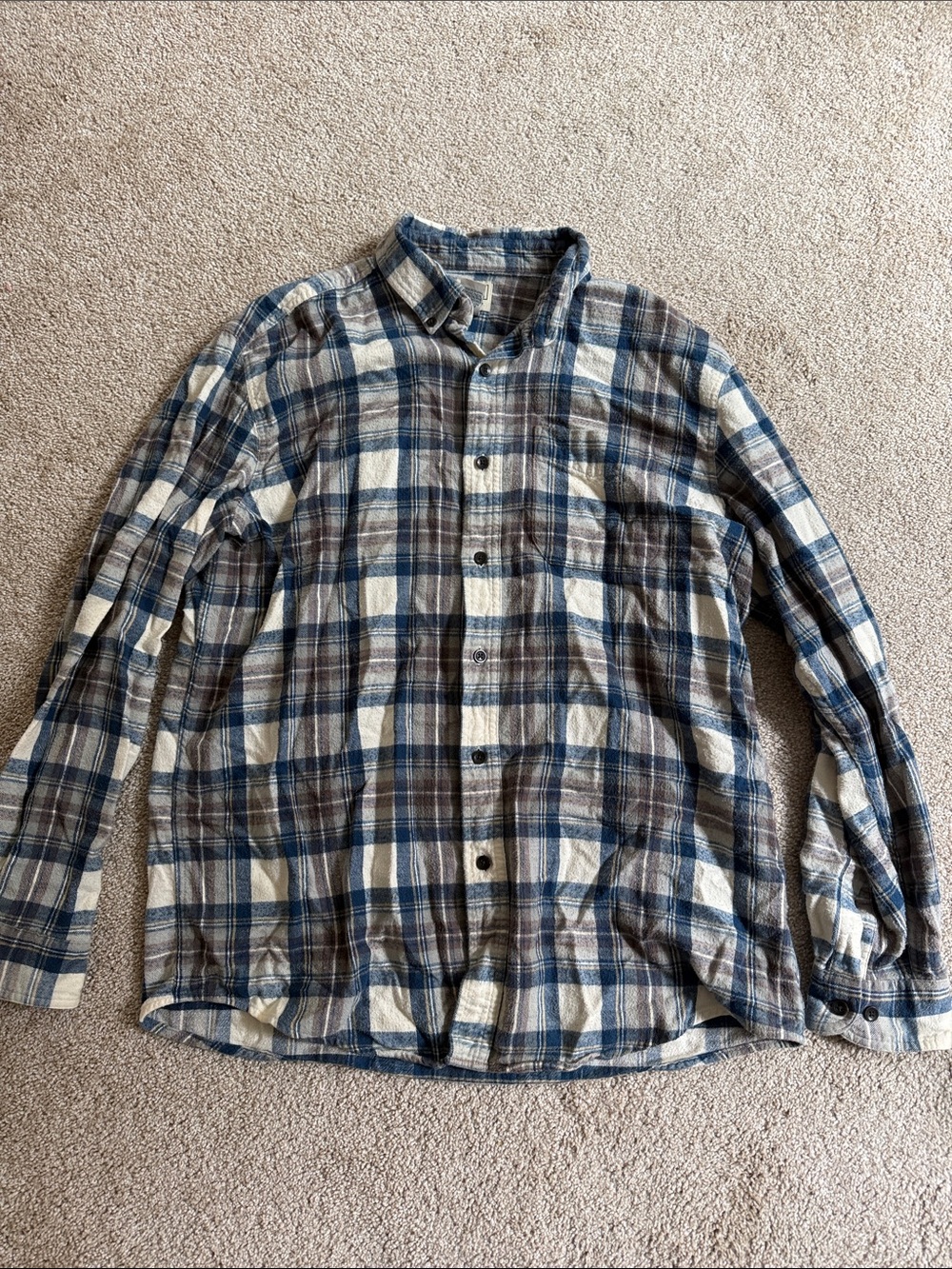 L.L. Bean Blue Flannel Long Sleeve Size L